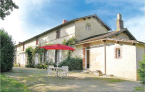 Beautiful home in La Chapelle Hermier with 2 Bedrooms